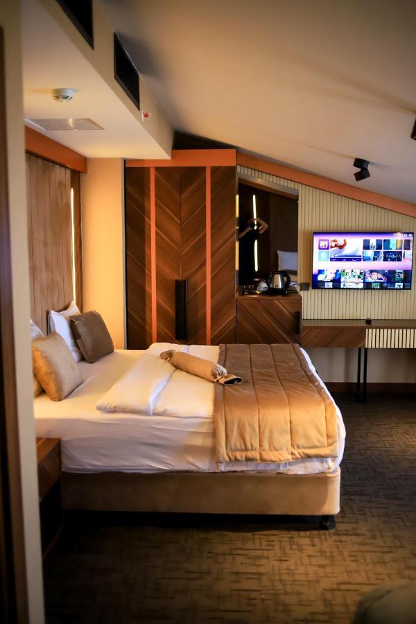The Park Hotel Istanbul Exterior photo
