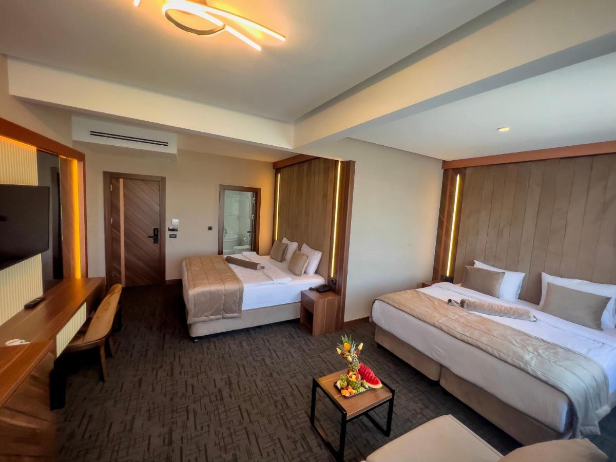 The Park Hotel Istanbul Exterior photo