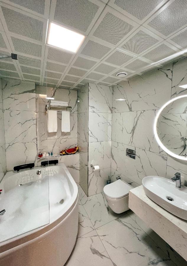 The Park Hotel Istanbul Exterior photo